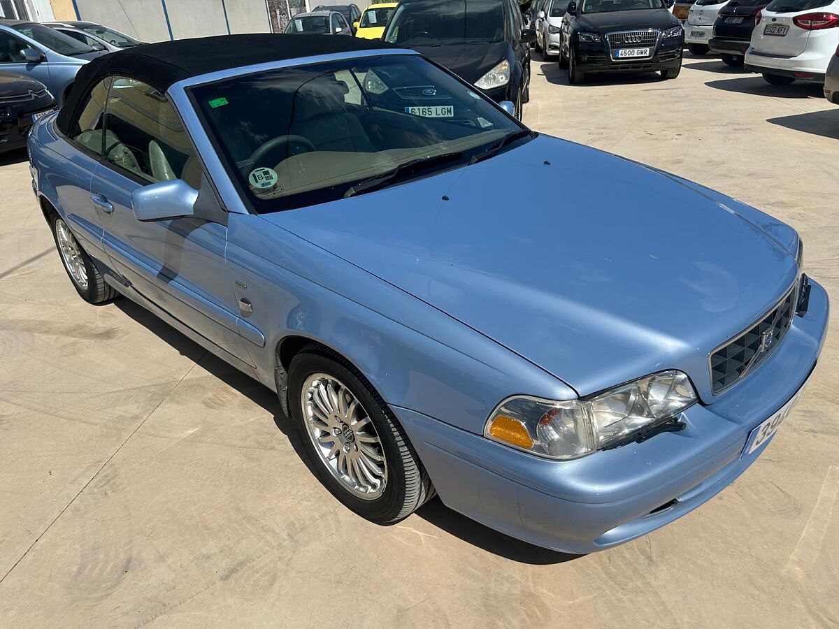 VOLVO C70 CONVERTIBLE 2.0 T AUTO LPG SPANISH RHD IN SPAIN 131000 MILES 2005